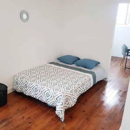 Le Jeanne 4/6 Couchages, Wifi, Sanctuaire * 卢德